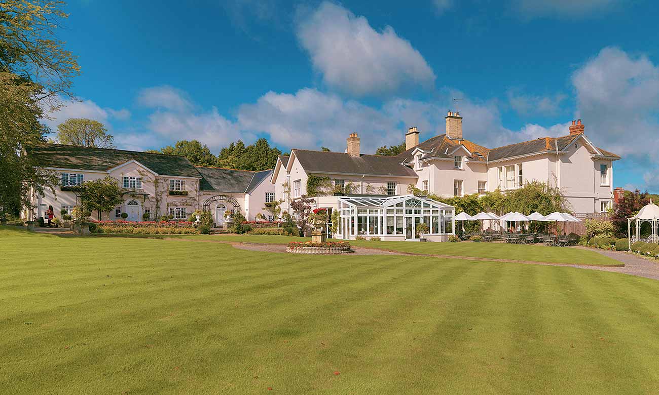 Summer Lodge Country House Hotel